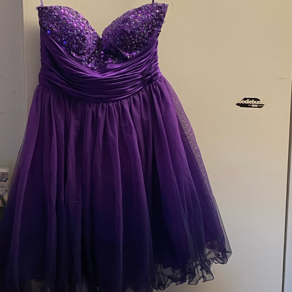 Purple tulle strapless dress